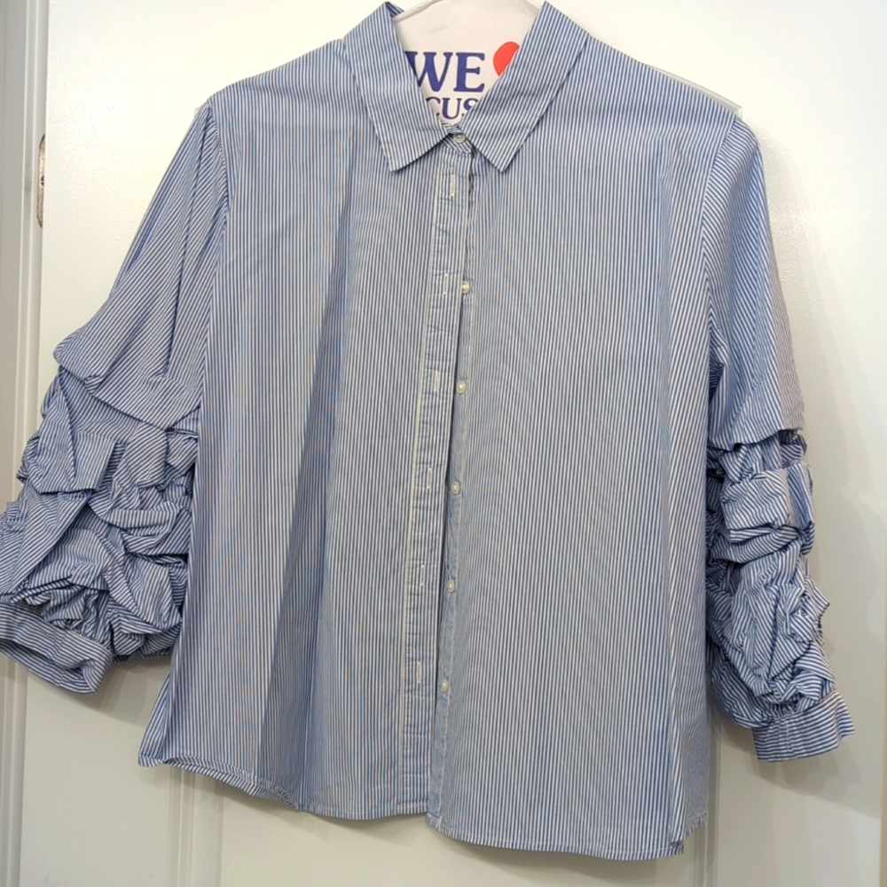 3/4 length puff sleeve button down blouse